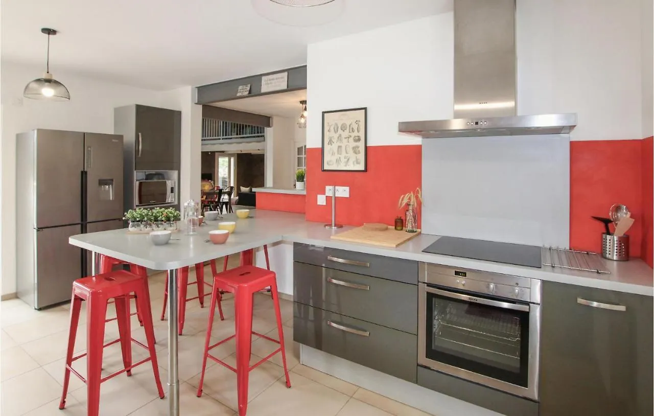 Beautiful Home In Malataverne With Kitchen 0*,