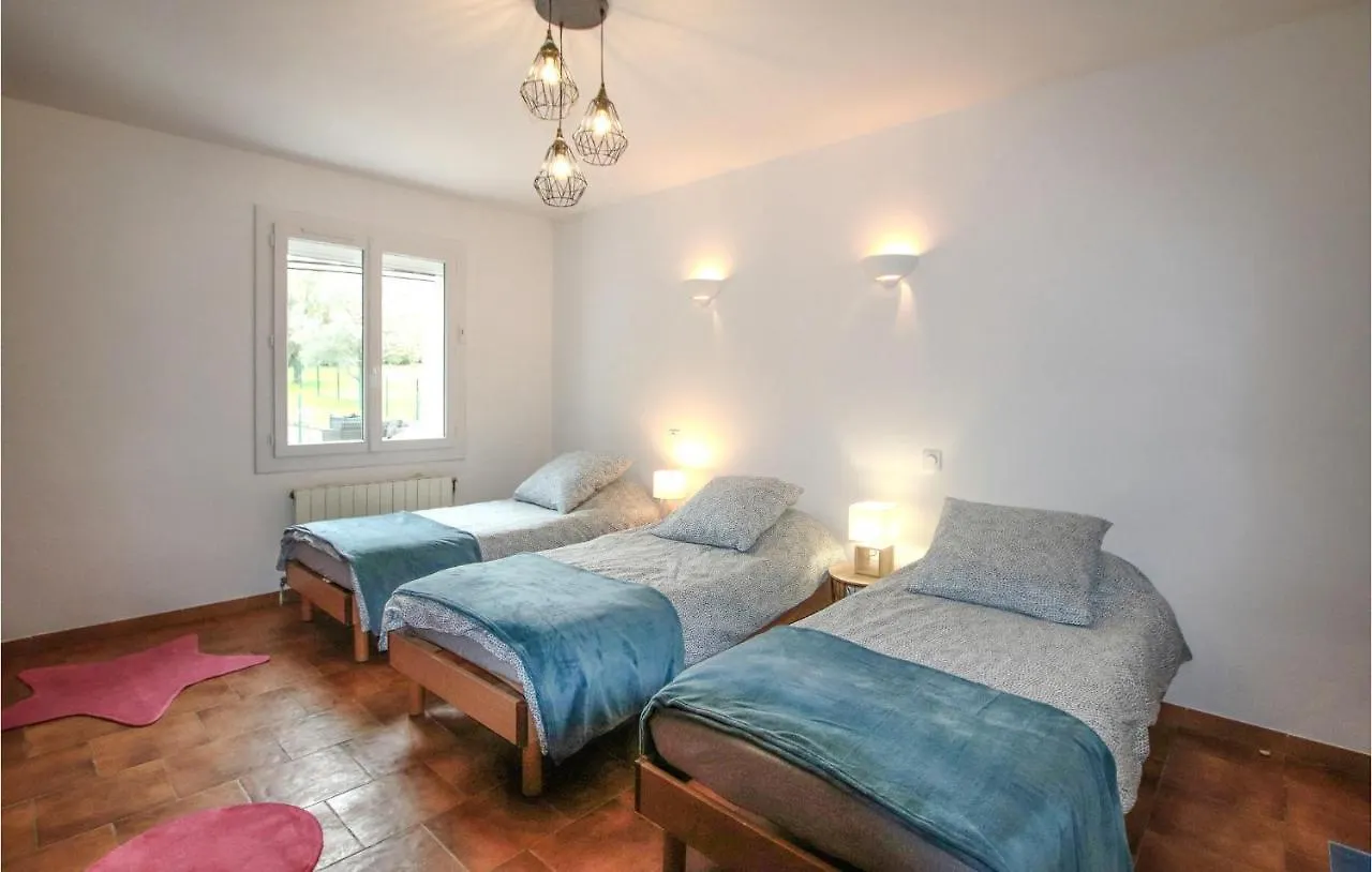 Holiday home Beautiful Home In Malataverne With Kitchen